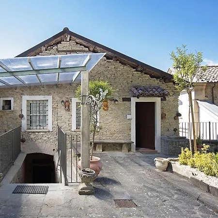 Ferienwohnung Casa Cecilia Santo Stefano Belbo Exterior foto